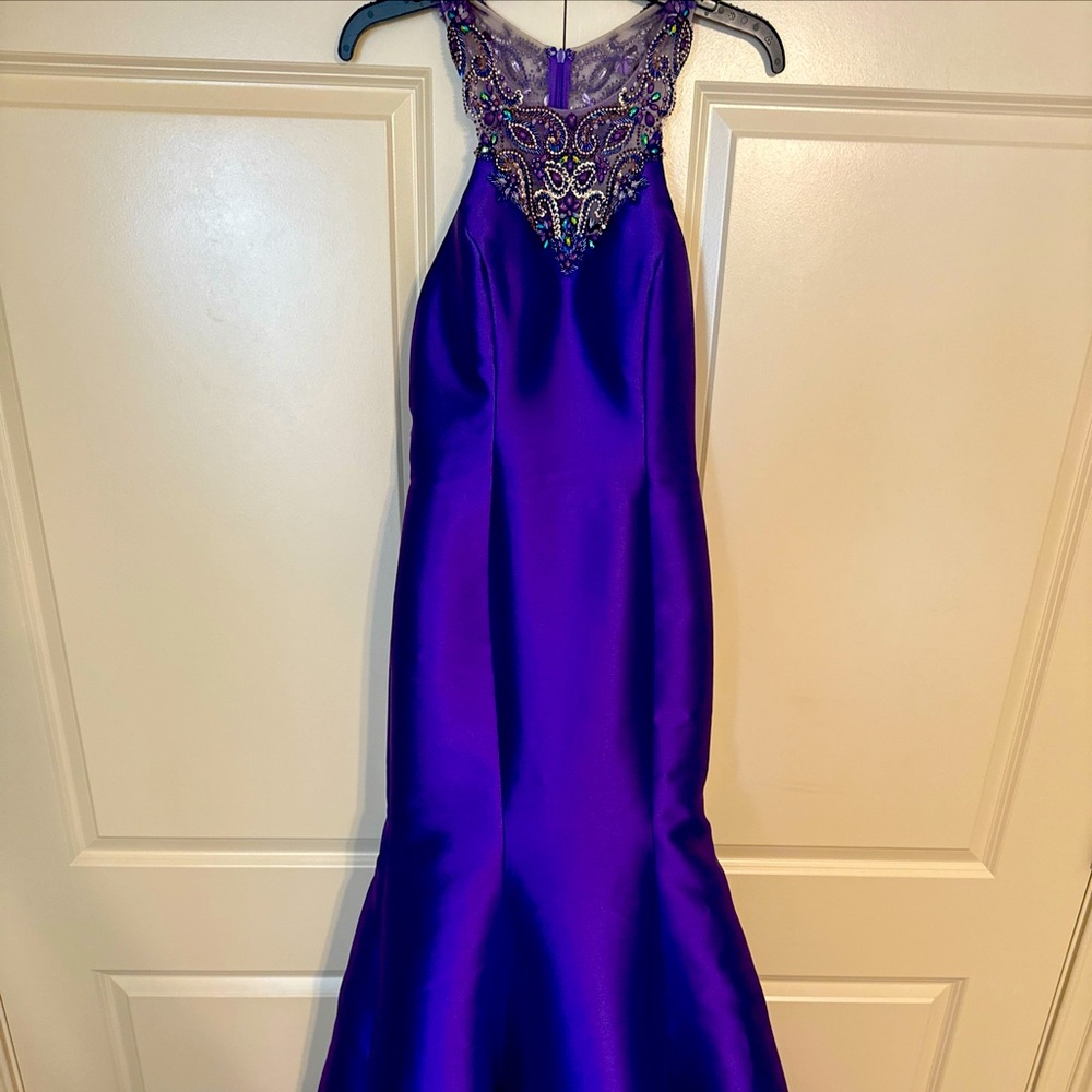 Elle Wilde purple formal gown size 8
